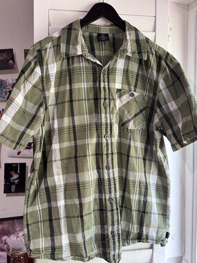 ✨🌿 Firefly Men's Plaid Button-Down Shirt | Size Large | Casual Sophistication